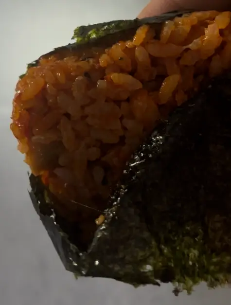 더큰 전주비빔참치마요 밥알사진
