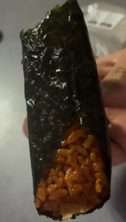 더큰 전주비빔참치마요 포장벗긴사진